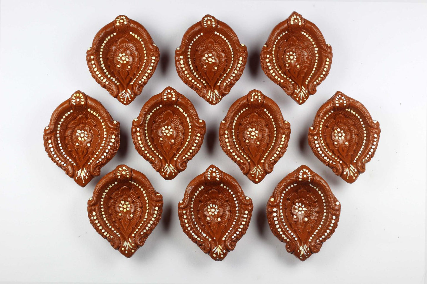 NEEV HAND PRINTED DECORATED EARTHNWARE DIYAS