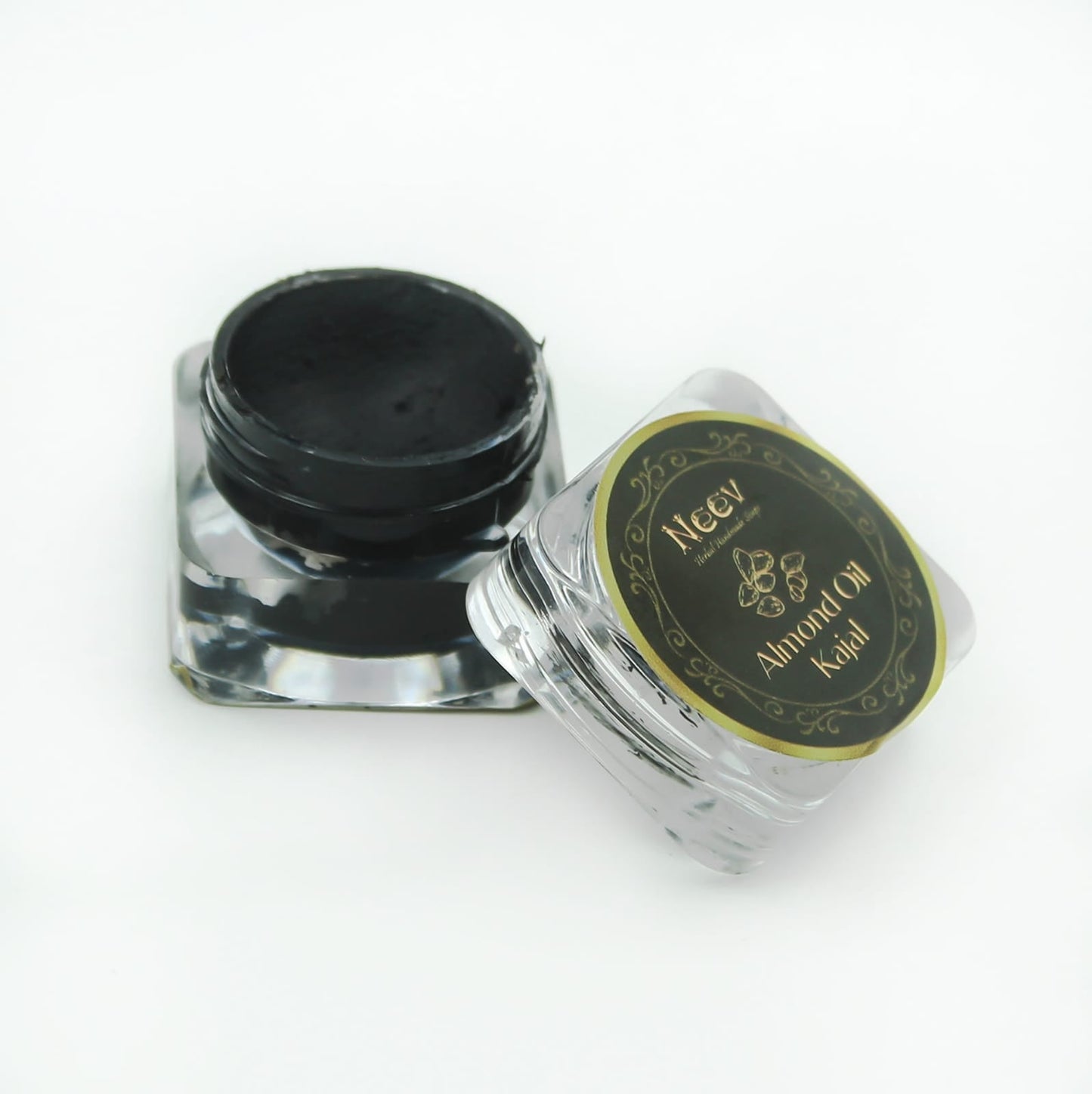 ALMOND OIL KAJAL FOR DARK SMOKY EYES