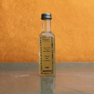 APPLE CIDER VINEGAR FOR HAIR RINSE NATURALY