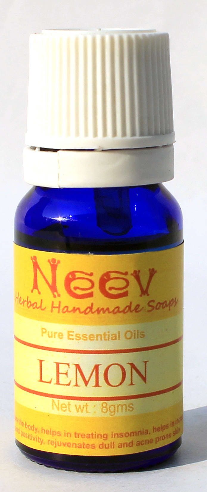 LEMON ESSENTIAL OIL