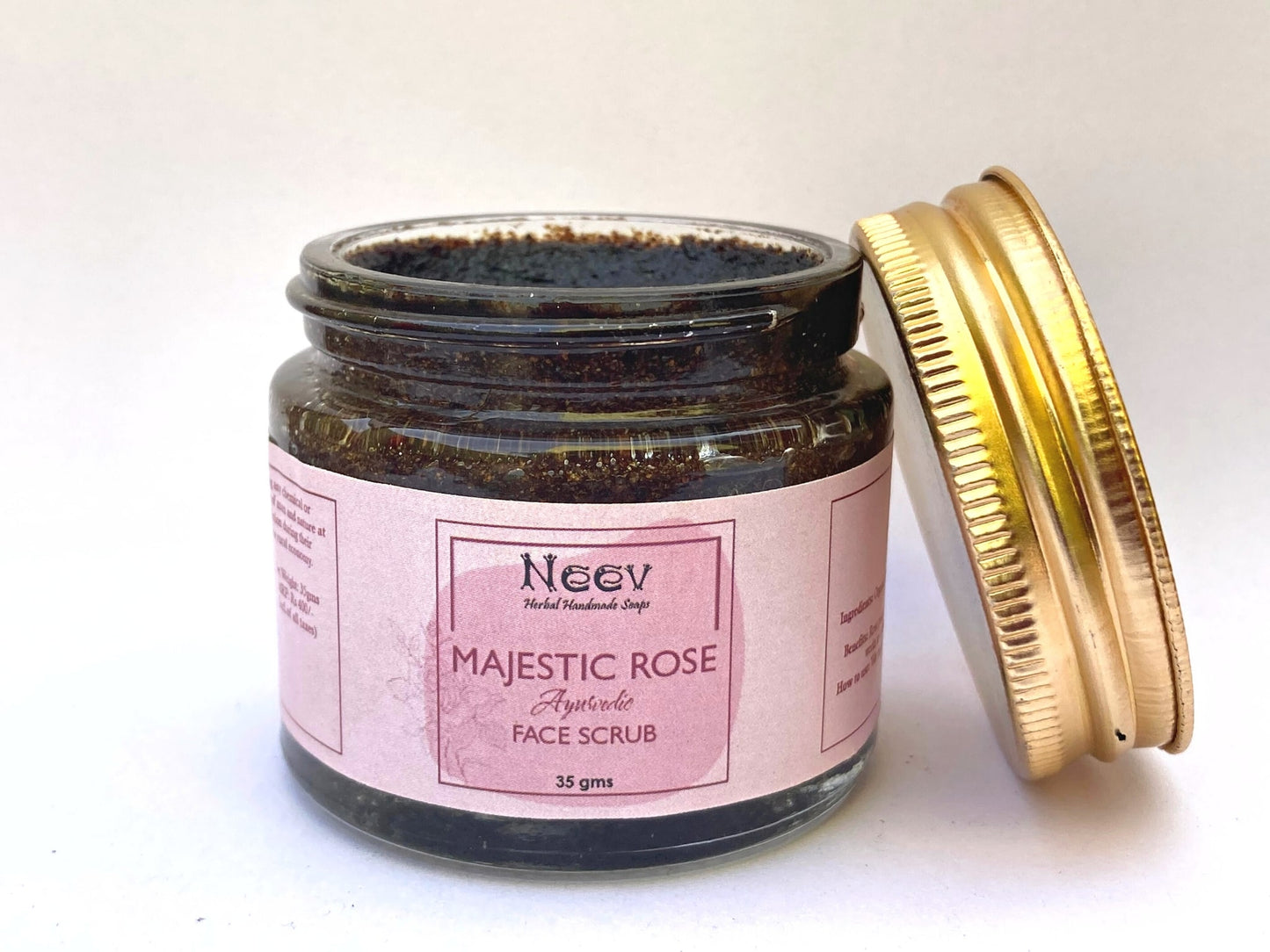 ROSE MANJESTIC GLOW FACE SCRUB WITH ROSE PETALS