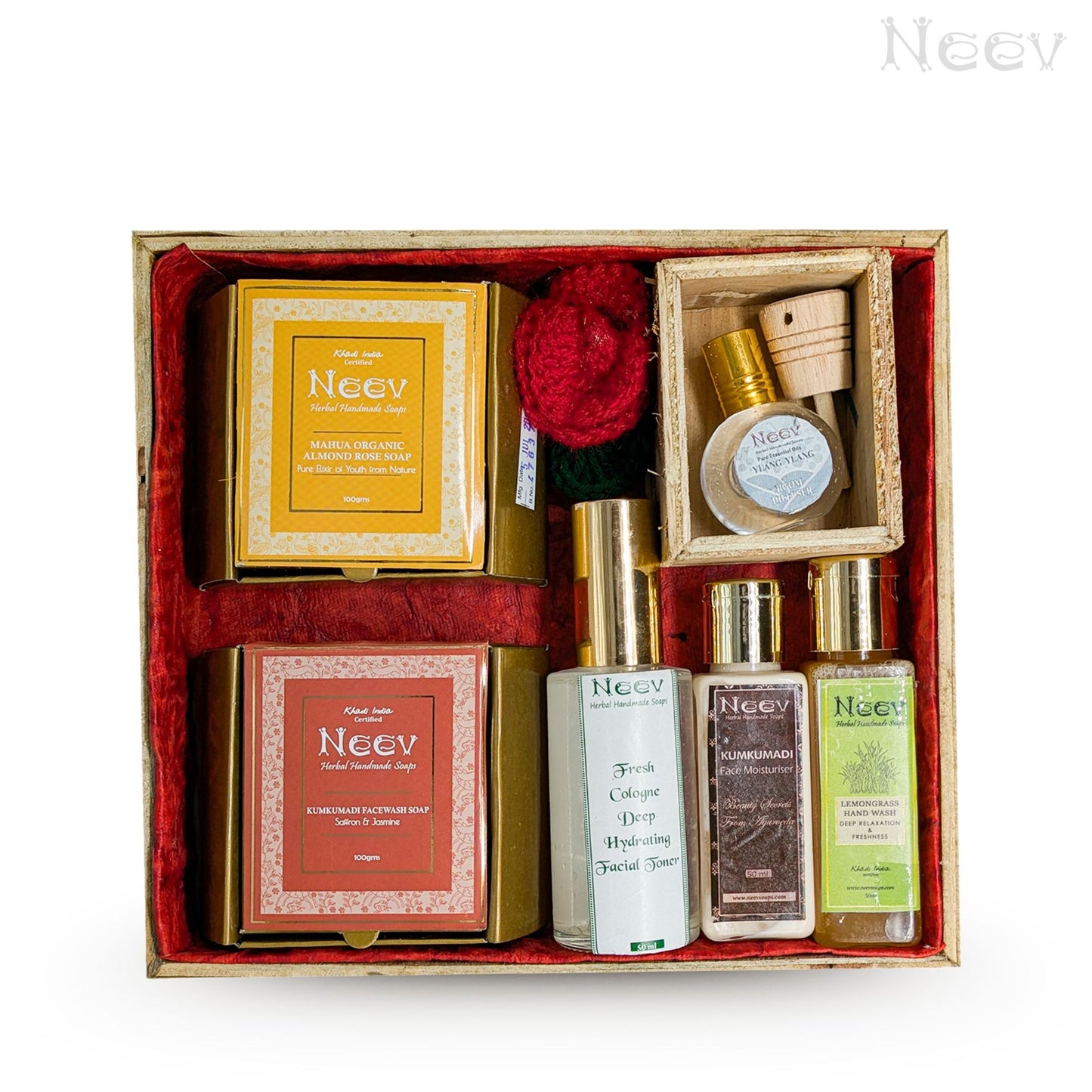 NEEV MOM & ME GIFT HAMPER